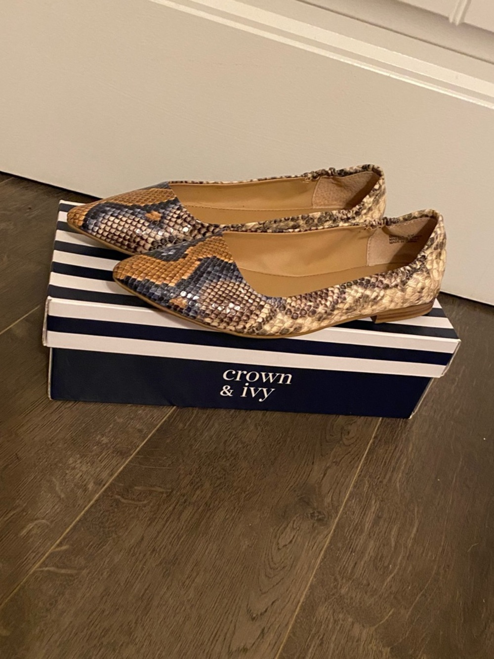 crown & ivy Snake-Print Pointed Toe Flats in Tan and Brown